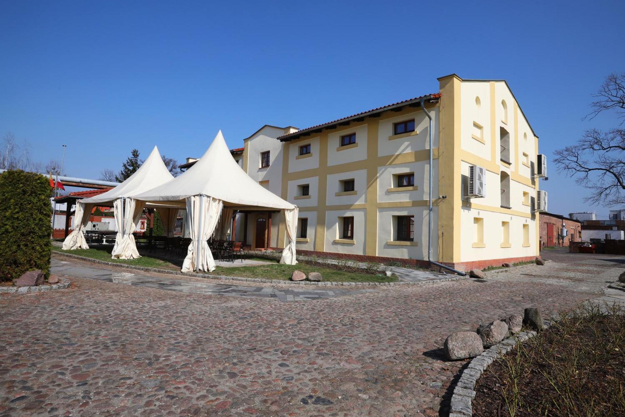 Hotel Sandro Silver Leszno  Esterno foto