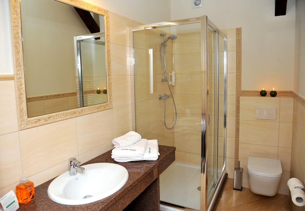 Hotel Sandro Silver Leszno  Esterno foto