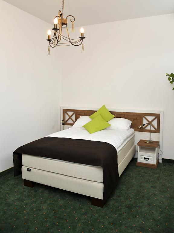 Hotel Sandro Silver Leszno  Camera foto
